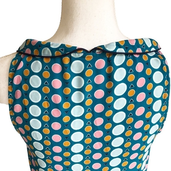 ModCloth Peter Pan Collar Keyhole Sleeveless Blouse Size Small - Picture 7 of 9